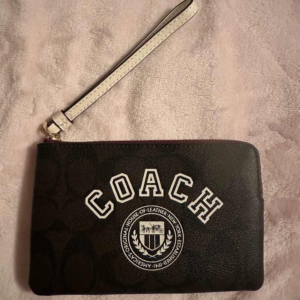 Authentic Coach Signature Black Wristlet